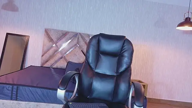 Snapshot of Olivia11_ chatting on February 15, 2026, 1:10 pm Olivia11 online show from February 15, 2026, 1:10 pm