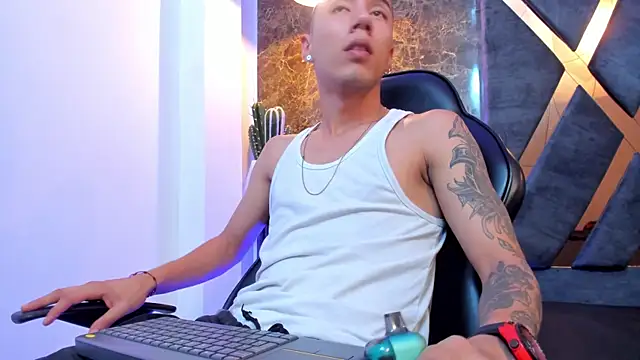 Justin Lakee online show from September 17, 2025, 11:51 pm