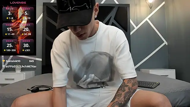 Justin Lakee online show from September 20, 2025, 11:10 pm