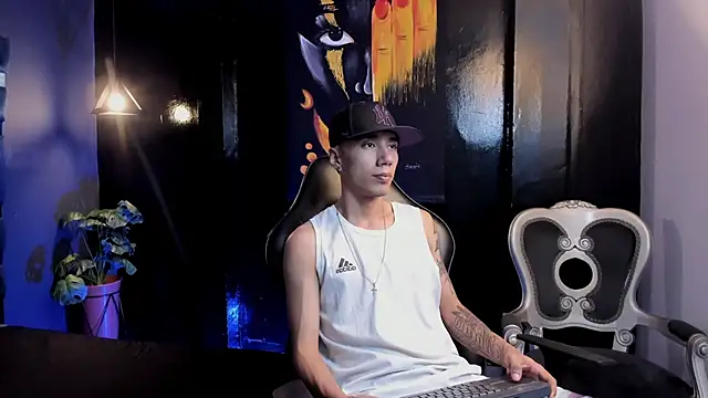 Justin Lakee online show from October 28, 2025, 11:14 pm