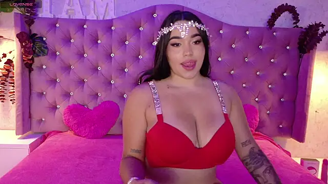 SofiaWildee online show from September 10, 2025, 11:48 pm