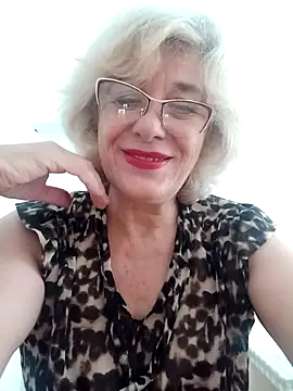 Snapshot of 52MiaLove02 chatting on September 15, 2025, 4:35 am 52MiaLove02 online show from September 15, 2025, 4:35 am