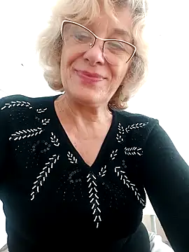 Snapshot of 52MiaLove02 chatting on September 19, 2025, 9:35 am 52MiaLove02 online show from September 19, 2025, 9:35 am