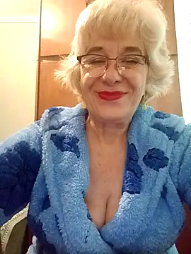 Snapshot of 52MiaLove02 chatting on October 5, 2025, 6:48 am 52MiaLove02 online show from October 5, 2025, 6:48 am