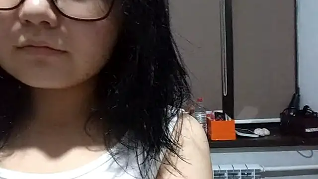 AmeliaAnselm online show from September 10, 2025, 2:05 pm