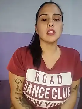 kariciasecreta online show from June 6, 2026, 2:39 am