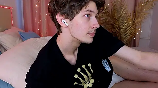  Den1s  online show from March 1, 2026, 1:22 pm