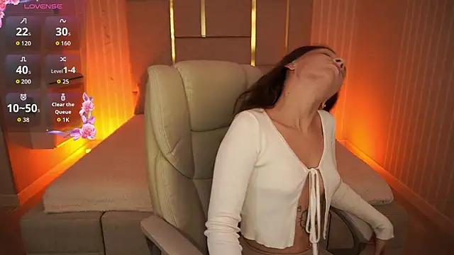 Snapshot of MirielleNymph chatting on October 10, 2025, 12:50 pm MirielleNymph online show from October 10, 2025, 12:50 pm