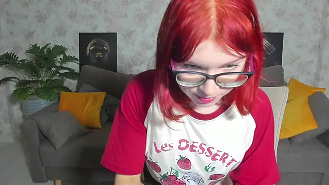 Rina wang online show from September 15, 2025, 8:04 am