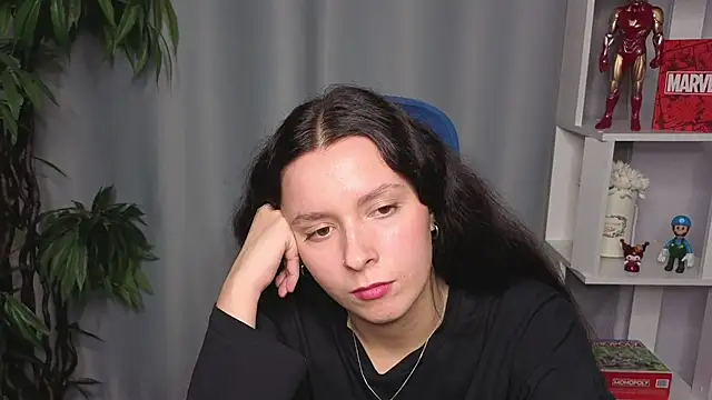 Snapshot of EvelynGonzalez chatting on October 24, 2025, 12:15 pm EvelynGonzalez online show from October 24, 2025, 12:15 pm