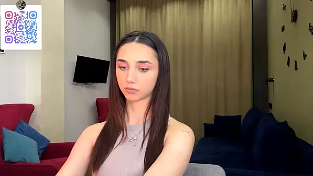 Snapshot of LinaMour chatting on February 8, 2026, 10:07 pm LinaMour online show from February 8, 2026, 10:07 pm