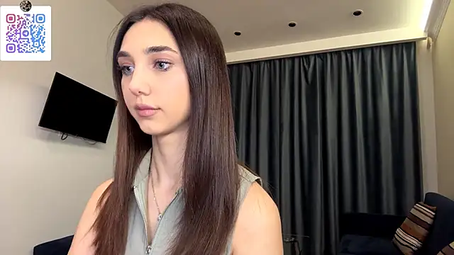 LinaMour online show from December 20, 2025, 10:12 pm