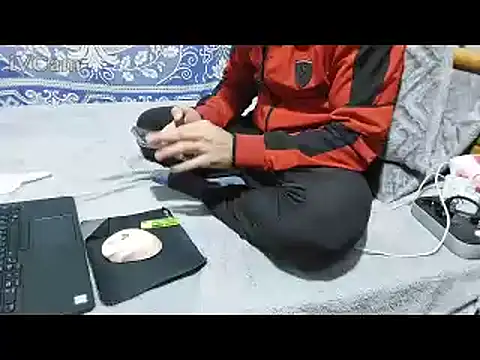 yazinyazin1 online show from February 1, 2026, 7:23 pm