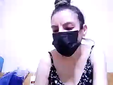 Snapshot of Ladyetcetera chatting on October 6, 2025, 11:16 pm Ladyetcetera online show from October 6, 2025, 11:16 pm