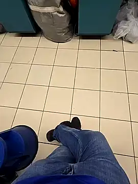 Snapshot of sisman31 chatting on September 14, 2025, 1:06 am sisman31 online show from September 14, 2025, 1:06 am