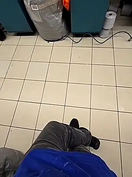 Snapshot of sisman31 chatting on September 17, 2025, 7:38 pm sisman31 online show from September 17, 2025, 7:38 pm