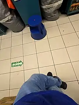 Snapshot of sisman31 chatting on October 1, 2025, 10:46 pm sisman31 online show from October 1, 2025, 10:46 pm