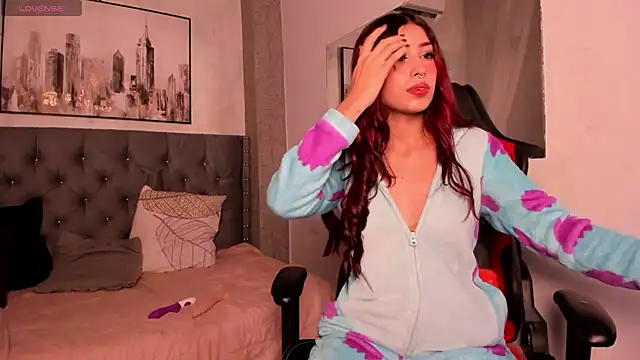 Snapshot of genesistrip chatting on October 4, 2025, 9:22 am genesistrip online show from October 4, 2025, 9:22 am