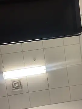 Idonotcherishu online show from October 7, 2025, 10:44 pm