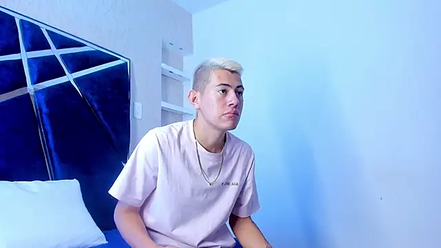 Aiden TattedBoyX online show from September 15, 2025, 3:40 am