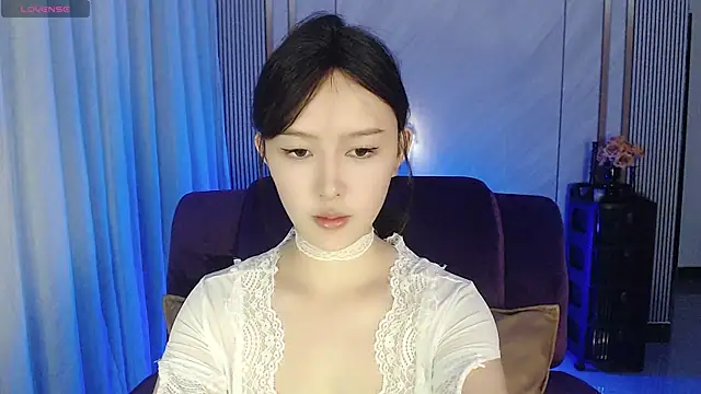 Snapshot of Eoov chatting on October 14, 2025, 1:01 pm Eoov online show from October 14, 2025, 1:01 pm