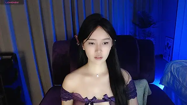 Snapshot of Eoov chatting on October 24, 2025, 2:49 pm Eoov online show from October 24, 2025, 2:49 pm