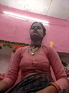 Snapshot of Manvi_tyagi chatting on October 27, 2025, 3:18 am Manvi tyagi online show from October 27, 2025, 3:18 am