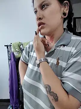 Snapshot of Eva_Clark01 chatting on October 4, 2025, 11:12 am Eva Clark01 online show from October 4, 2025, 11:12 am