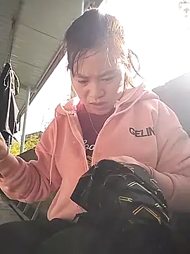 Snapshot of tuyetnhi-00 chatting on October 2, 2025, 1:20 am tuyetnhi-00 online show from October 2, 2025, 1:20 am