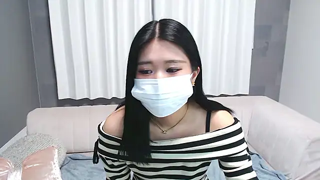 RIKA PAI online show from September 9, 2025, 11:30 am