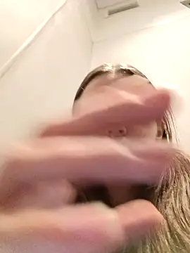 Snapshot of freakylittlebitch69 chatting on September 20, 2025, 1:54 am freakylittlebitch69 online show from September 20, 2025, 1:54 am