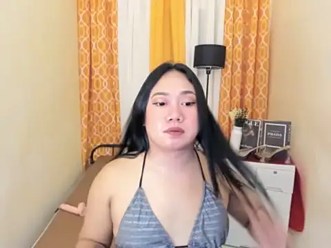 TsUncutKaren online show from March 28, 2026, 5:14 pm