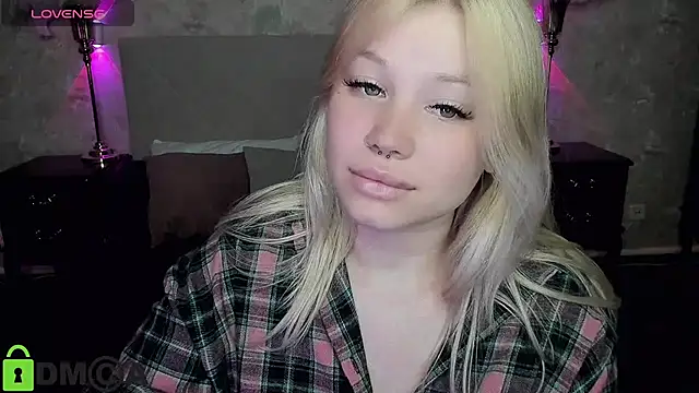 Diana Dream online show from October 3, 2025, 7:26 pm