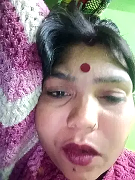 Snapshot of Priya_tyagi chatting on October 27, 2025, 3:18 am Priya tyagi online show from October 27, 2025, 3:18 am