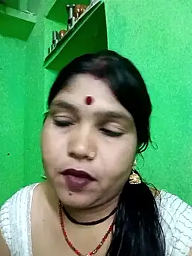 Snapshot of Priya_tyagi chatting on October 20, 2025, 4:07 pm Priya tyagi online show from October 20, 2025, 4:07 pm