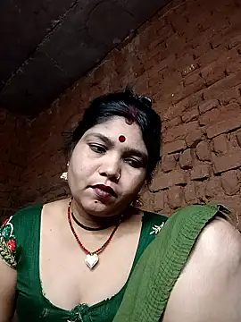 Snapshot of Priya_tyagi chatting on October 13, 2025, 2:51 pm Priya tyagi online show from October 13, 2025, 2:51 pm