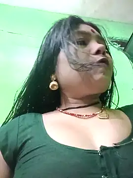 Snapshot of Priya_tyagi chatting on October 25, 2025, 12:04 pm Priya tyagi online show from October 25, 2025, 12:04 pm