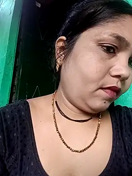 Snapshot of Priya_tyagi chatting on September 16, 2025, 10:27 am Priya tyagi online show from September 16, 2025, 10:27 am