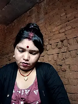 Snapshot of Priya_tyagi chatting on October 5, 2025, 6:48 am Priya tyagi online show from October 5, 2025, 6:48 am