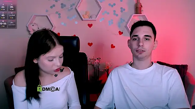 Snapshot of renata_sweety chatting on October 18, 2025, 6:54 pm renata sweety online show from October 18, 2025, 6:54 pm