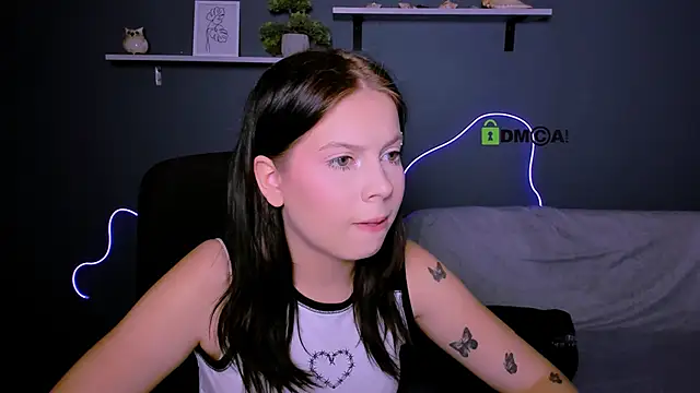 Snapshot of renata_sweety chatting on September 22, 2025, 1:28 pm renata sweety online show from September 22, 2025, 1:28 pm