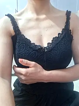 Mlemmz online show from March 31, 2026, 9:39 pm