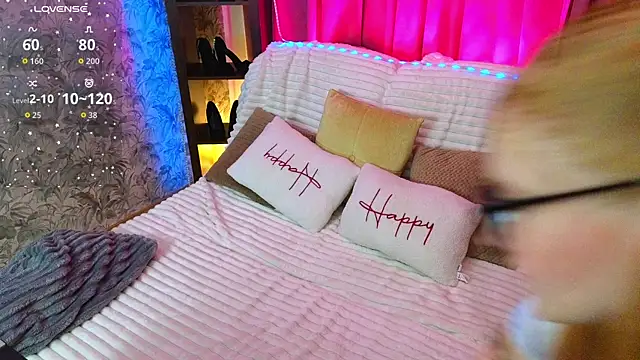 Snapshot of JuliaPowers_ chatting on September 29, 2025, 4:08 am JuliaPowers  online show from September 29, 2025, 4:08 am