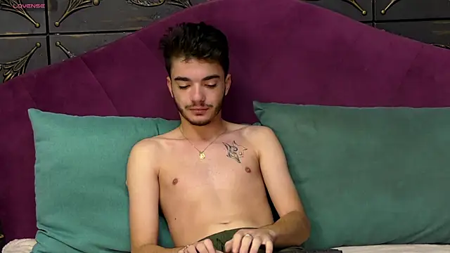 Snapshot of LextasyScott chatting on October 6, 2025, 5:08 am LextasyScott online show from October 6, 2025, 5:08 am