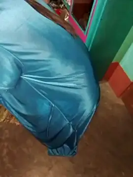 pinki nude online show from November 13, 2025, 3:43 am