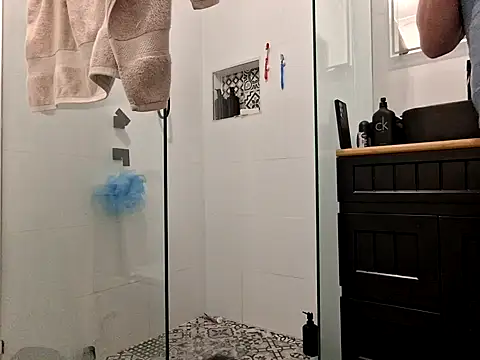 brokecountrylads online show from September 24, 2025, 8:54 am