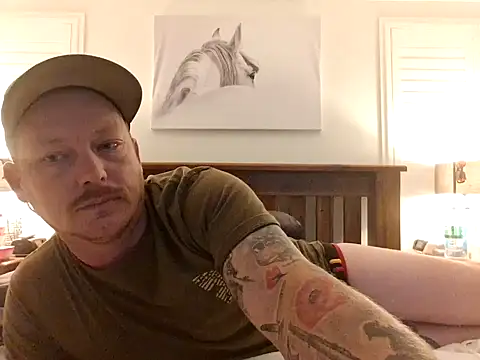 brokecountrylads online show from October 3, 2025, 11:45 am