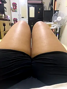 Laila sexi online show from September 9, 2025, 2:48 pm