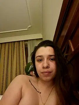 oliviarae2611 online show from December 23, 2025, 1:05 am