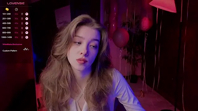 AstraMist online show from October 21, 2025, 5:40 am